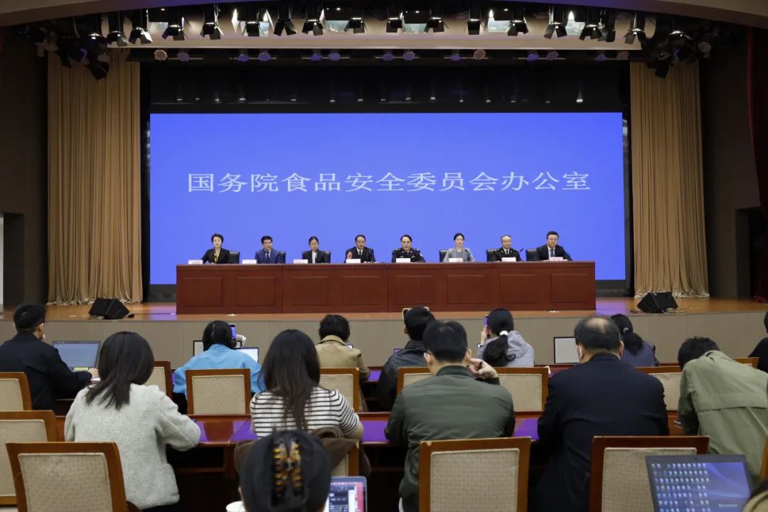 公安部将强化食品安全犯罪专项打击 对肉制品、校园食材、外卖等加大抽检力度 公安部将强化食品安全犯罪专项打击 对肉制品、校园食材、外卖等加大抽检力度